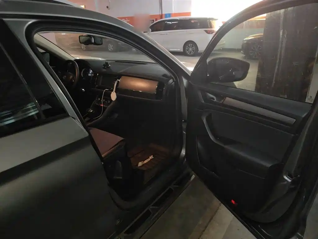 Škoda Kodiaq 2017 TSI330 5-seater 2WD Comfort Edition фото 20
