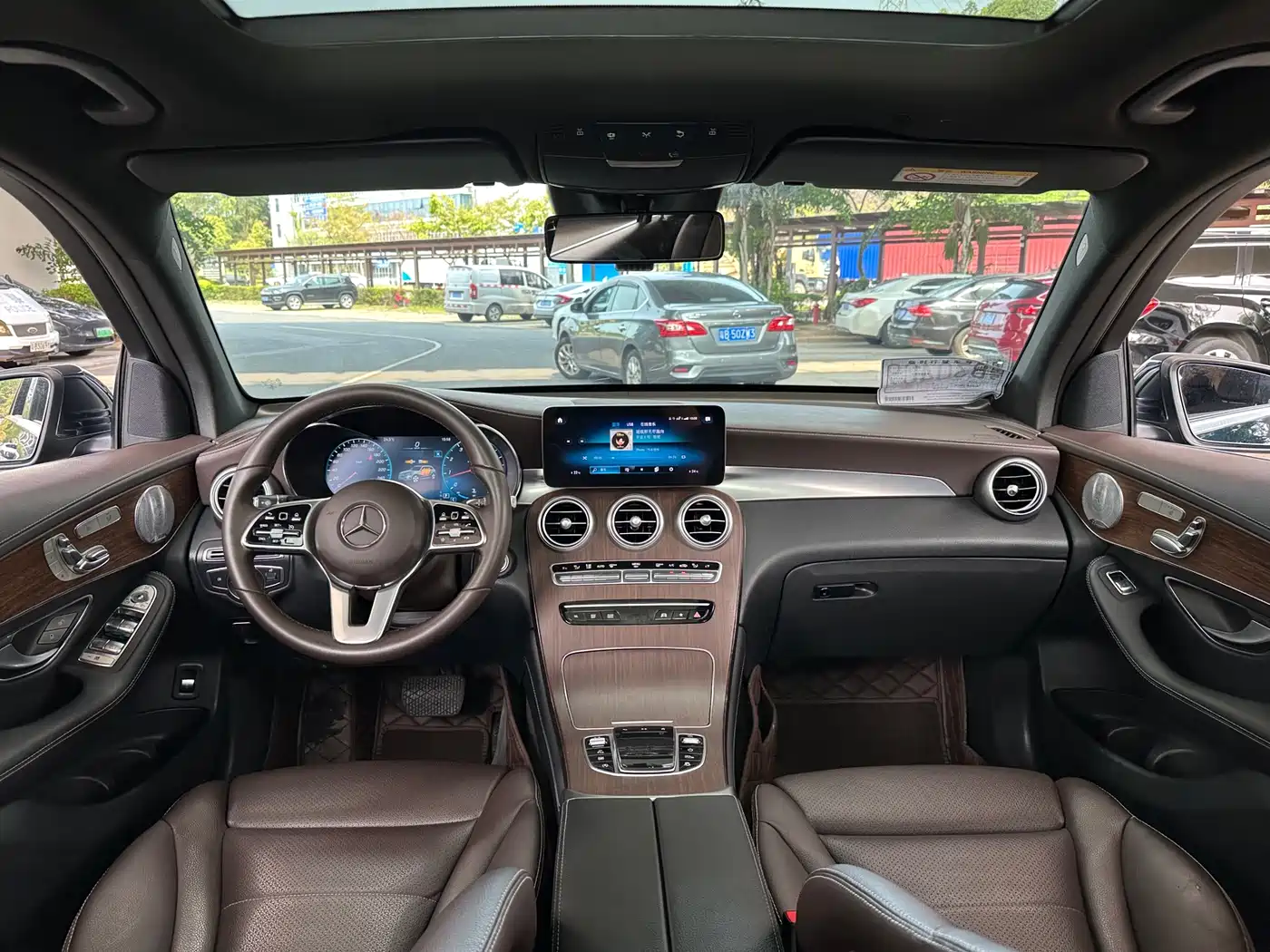 Mercedes-Benz GLC 2021 GLC 300 L 4MATIC Sporty фото 9