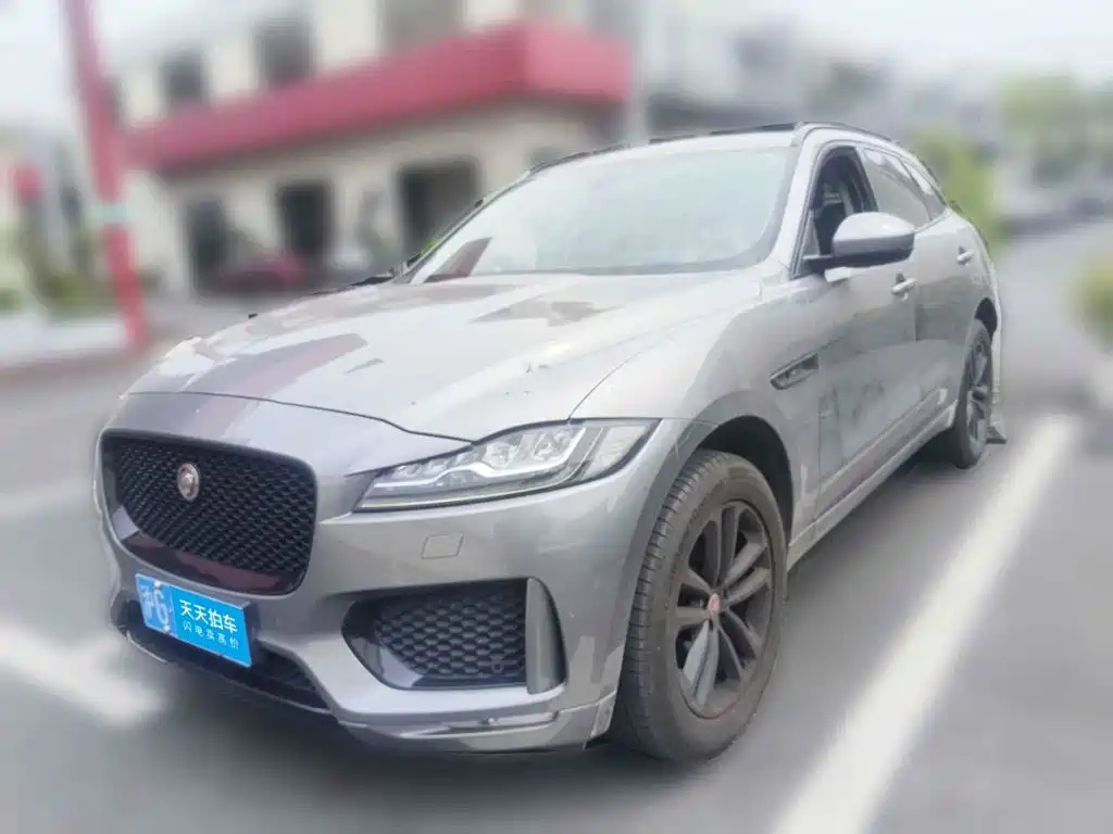 Photo 1 - Jaguar F-PACE