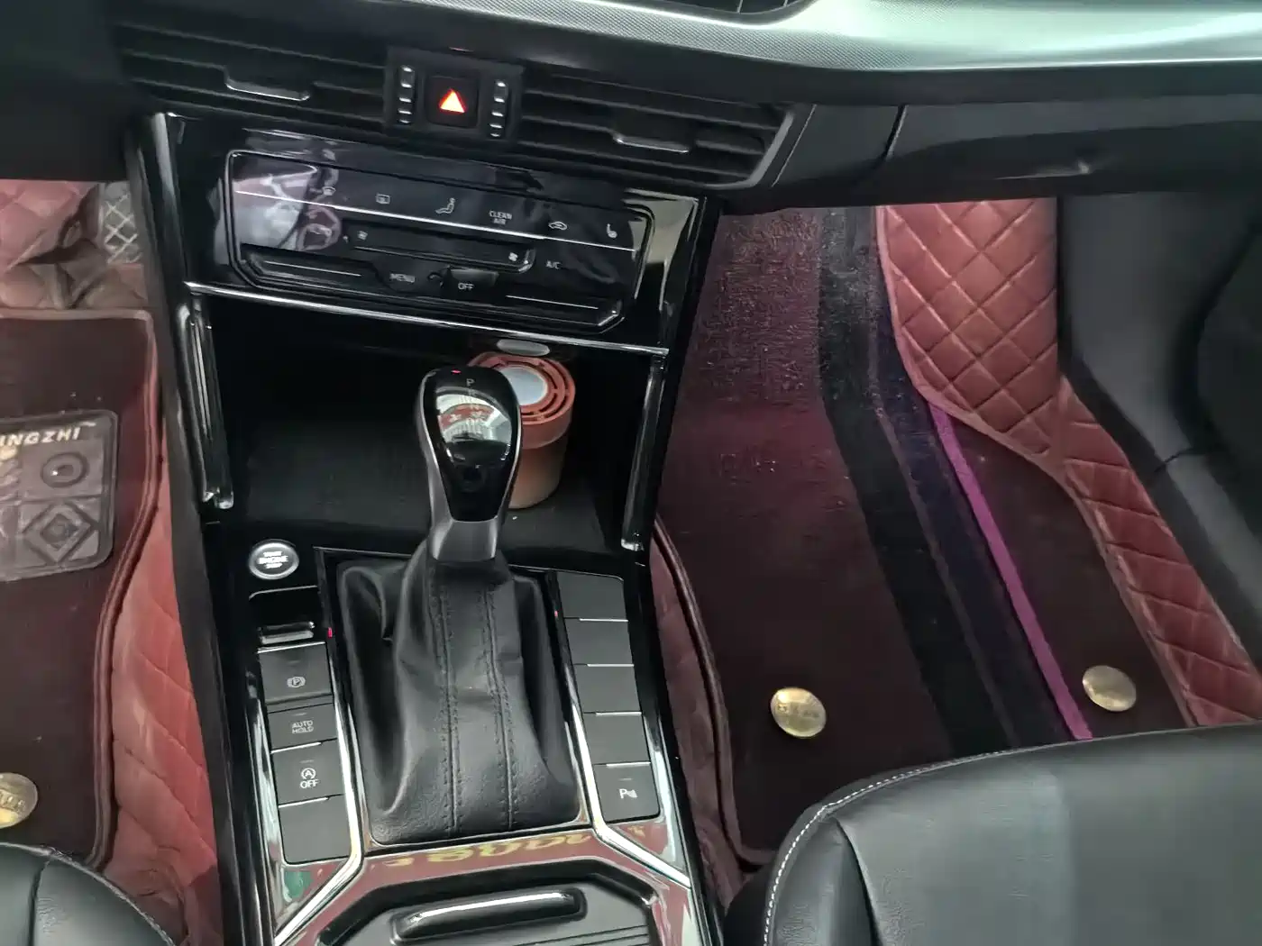Volkswagen Passat 2022 330TSI Starlight Elite Edition фото 9