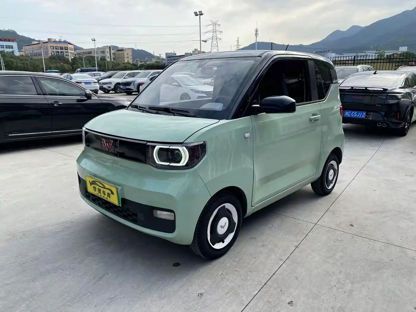Wuling Motors Hongguang MINIEV 2022 — пригон из Китая