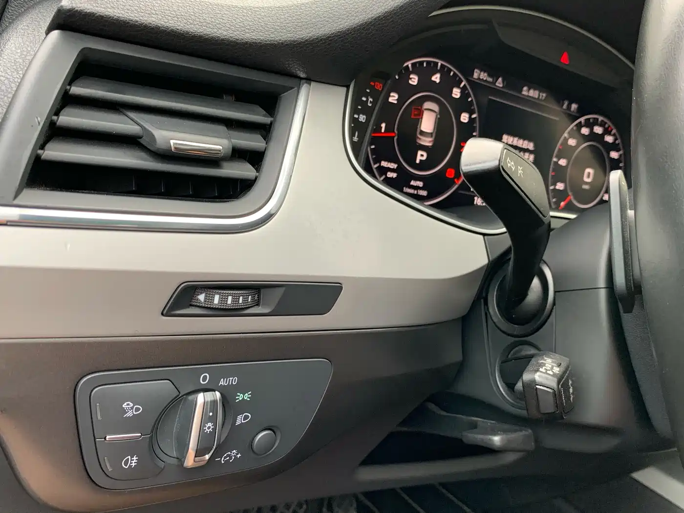 Audi Q7 2018 40 TFSI Comfort фото 23