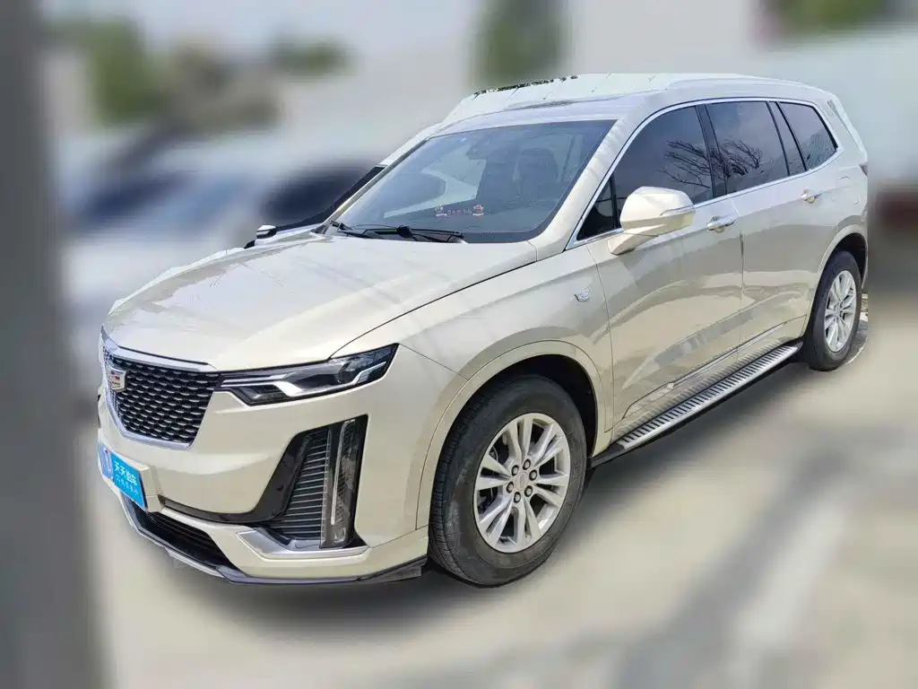Photo 1 - Cadillac XT6