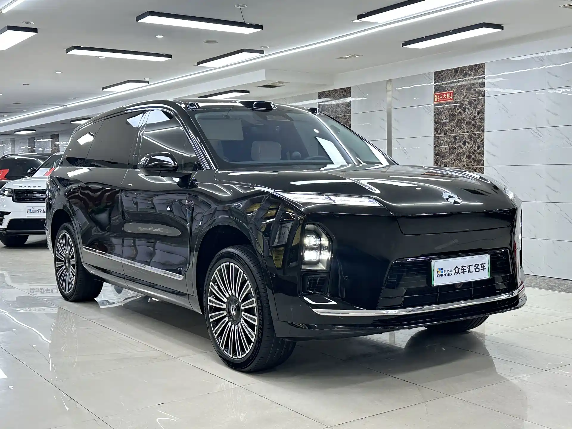 Фото 3 - NIO ES8