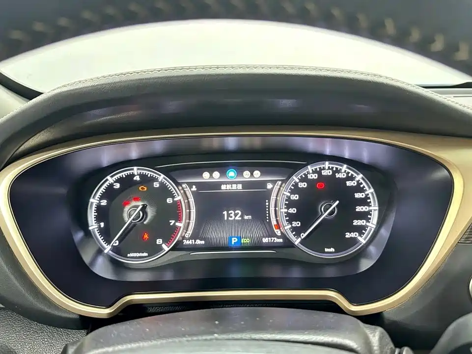 Фото 9 - GAC Trumpchi Trumpchi GS5