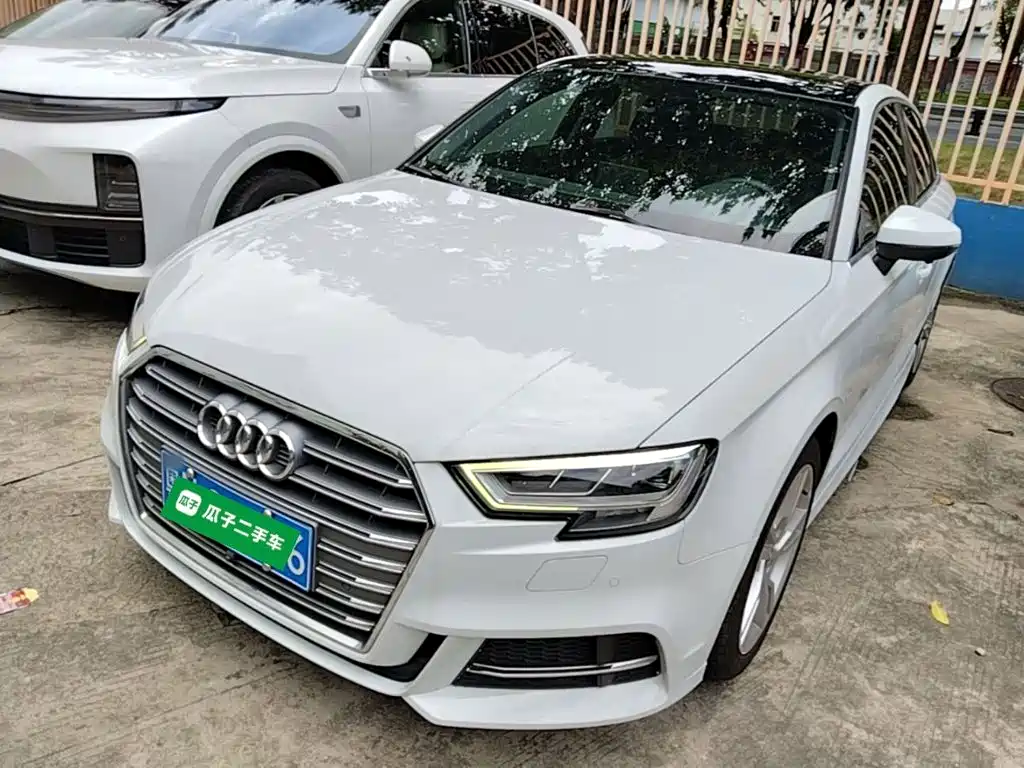 Фото 2 - Audi A3