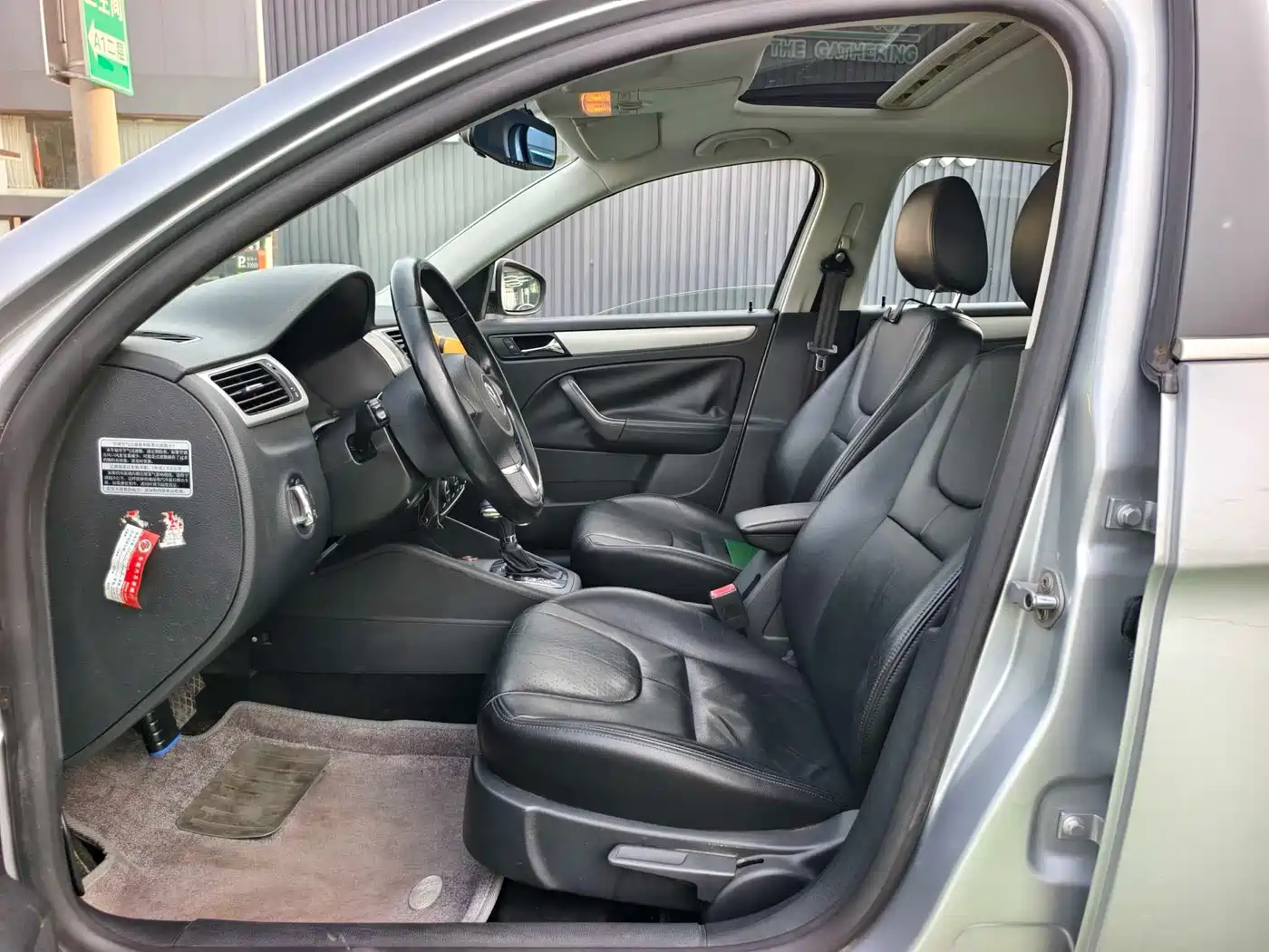 Volkswagen Bora 2012 1.4T Automatic Luxury фото 3