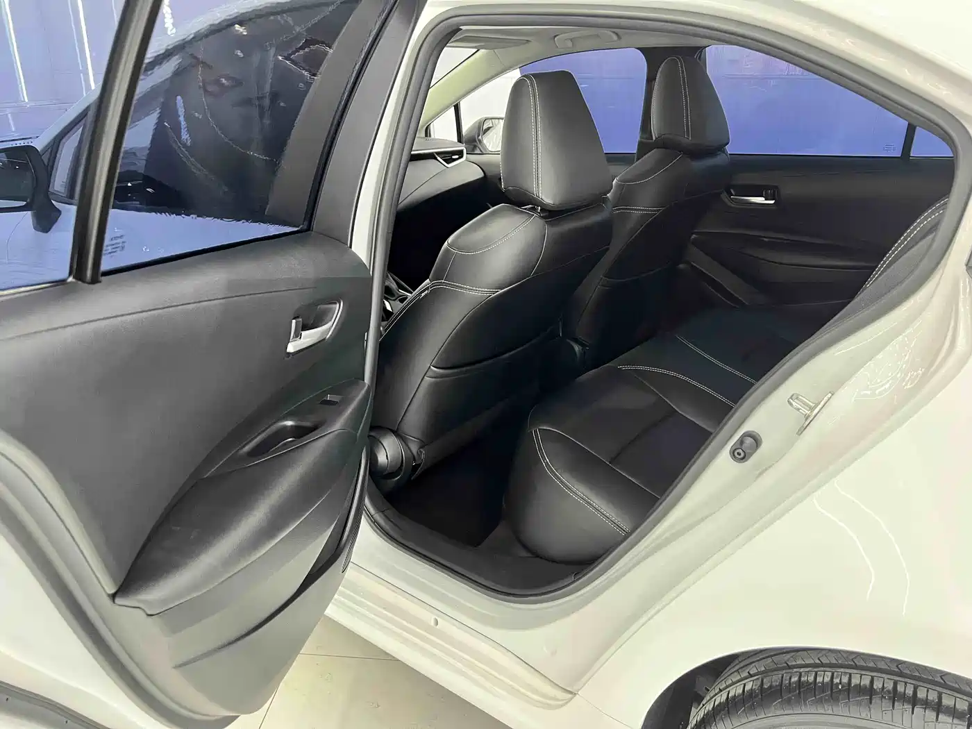 Toyota Corolla 2021 1.2T S-CVT Elite PLUS Edition фото 14