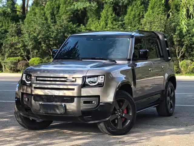 Land Rover Defender 110 P400 X-DYNAMIC HSE