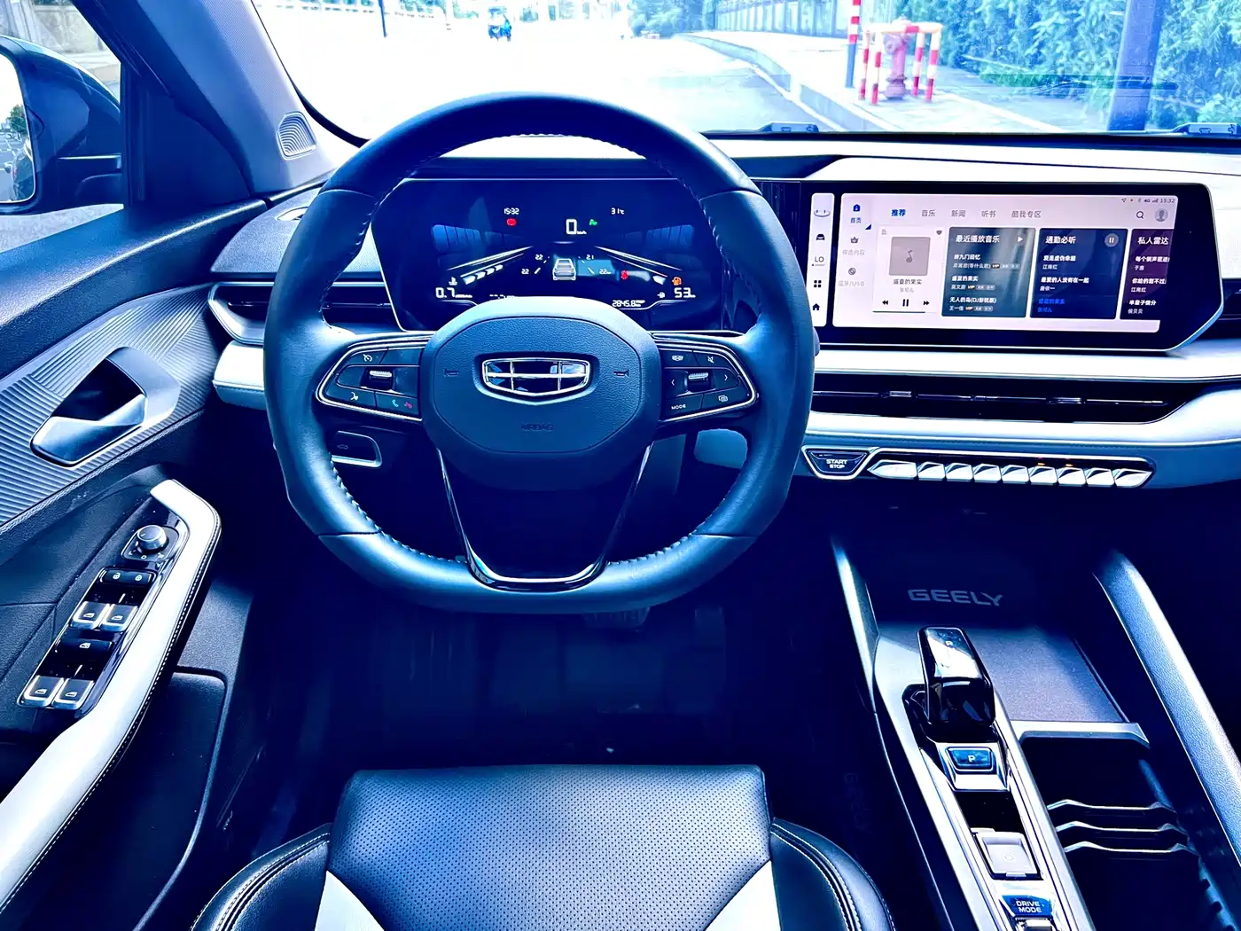 Фото 13 - Geely Binrui