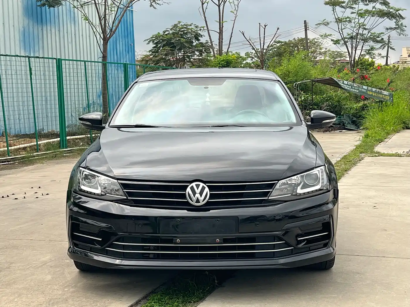Volkswagen Sagitar 2018 280TSI DSG Spark Edition фото 2