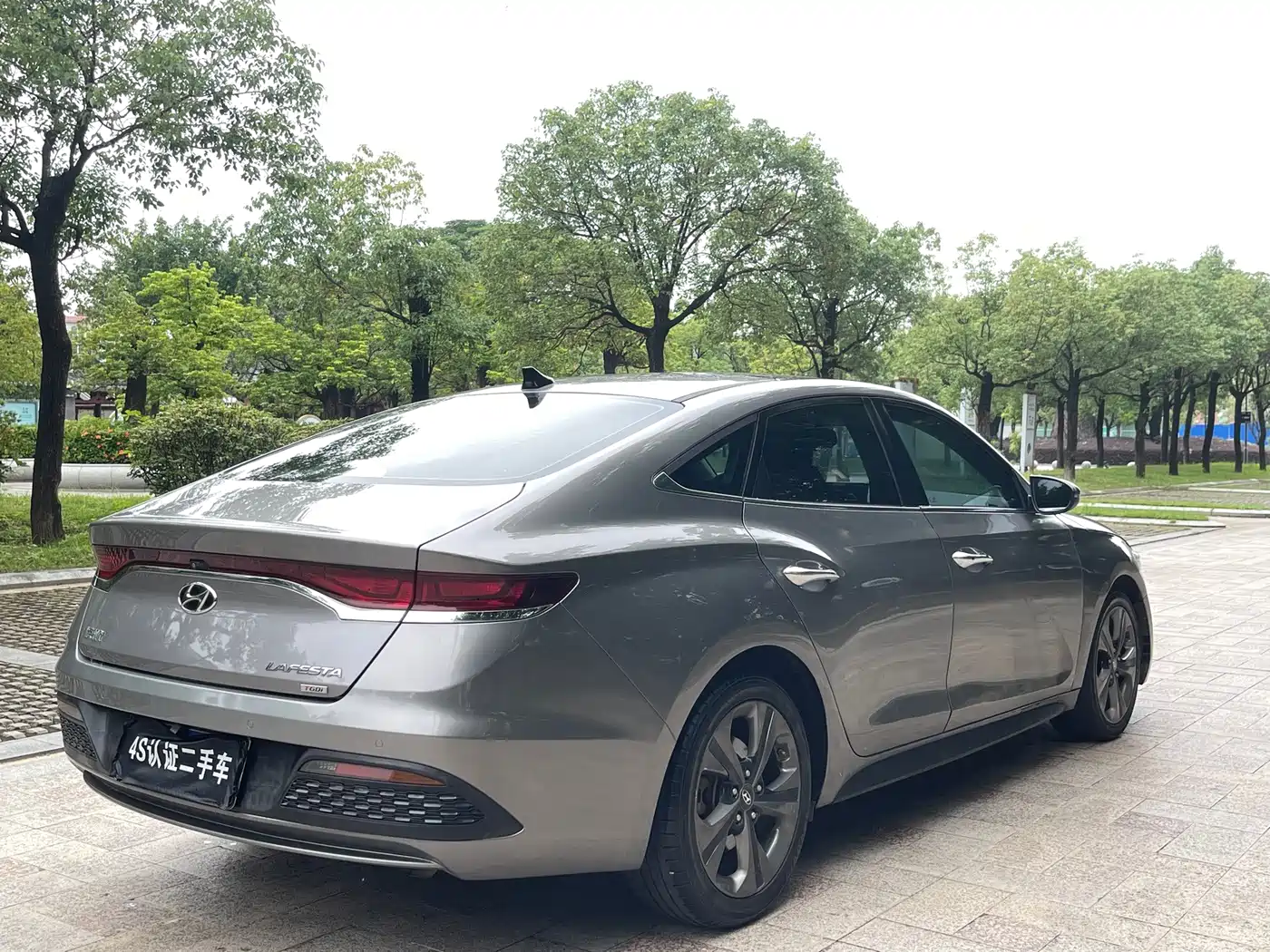 Фото 6 - Hyundai Lafesta
