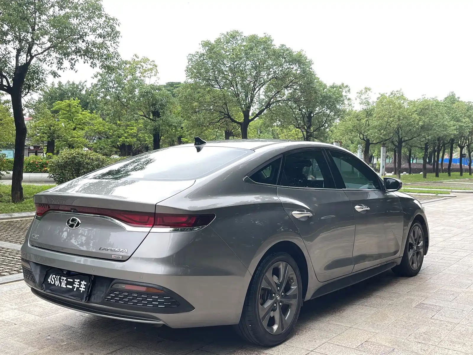 صورة 6 - Hyundai Lafesta