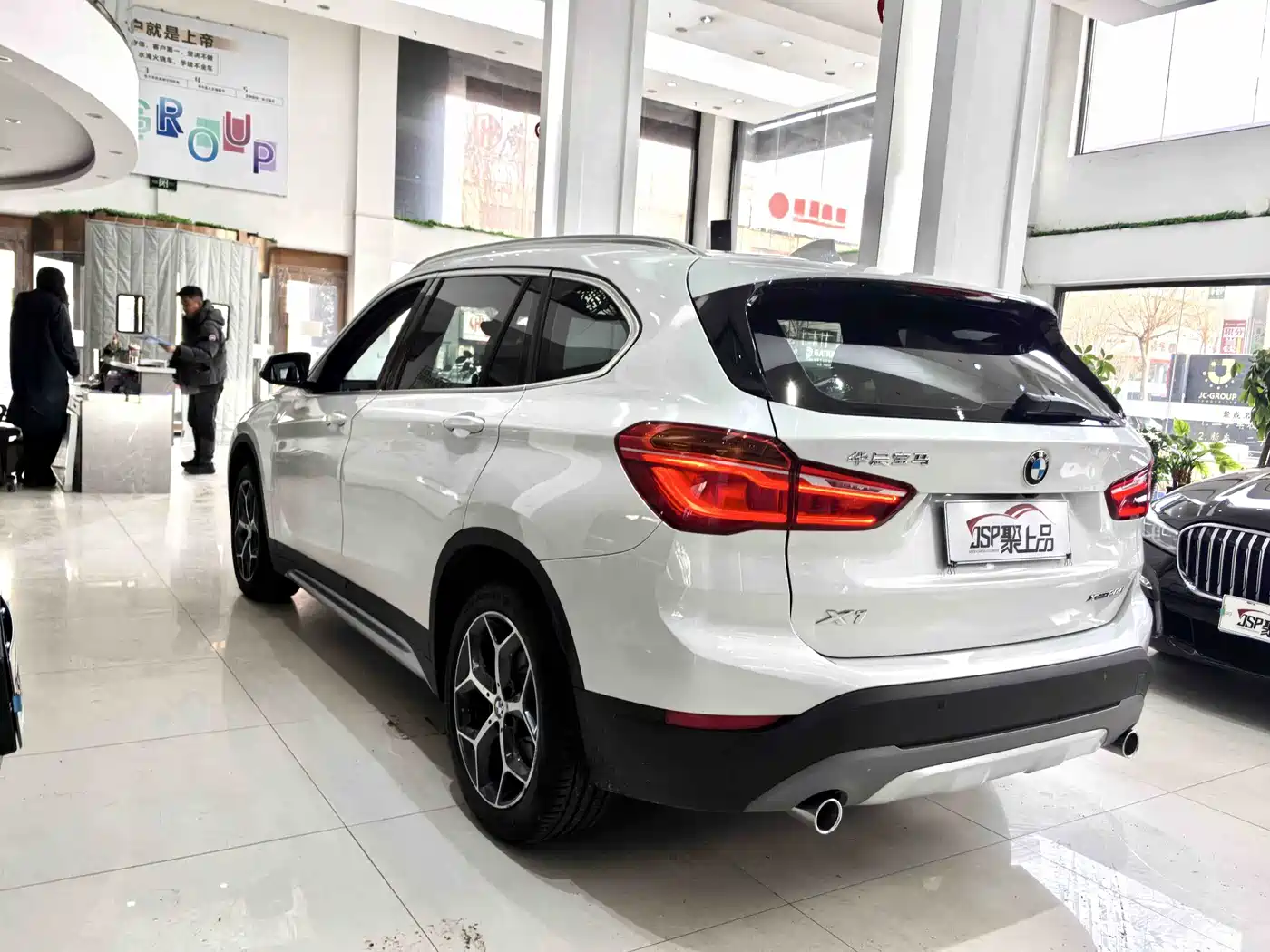 BMW X1 2019 xDrive20Li Luxury Model фото 9