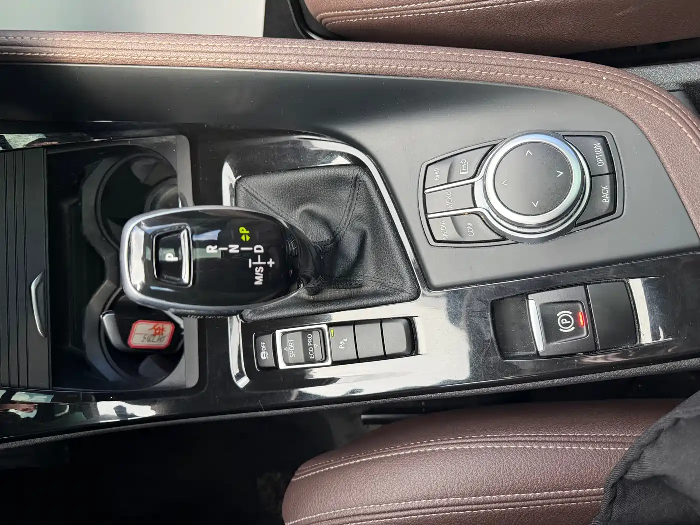 BMW X1 2022 sDrive20Li Premium фото 15
