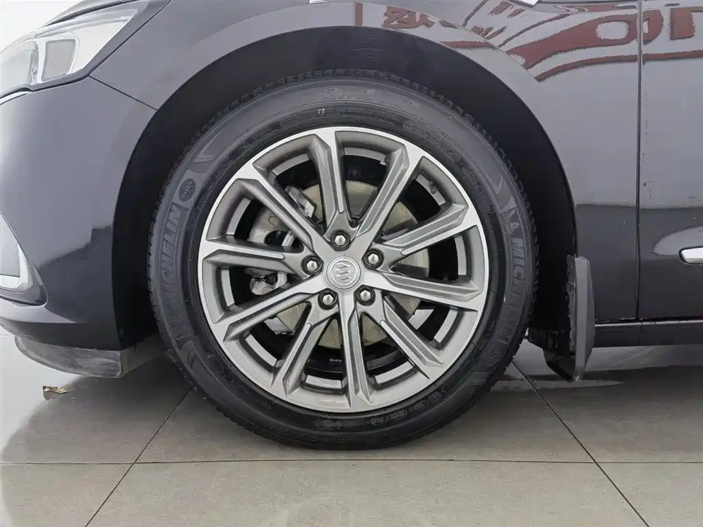 Buick LaCrosse 2021 652T Luxury Edition фото 17