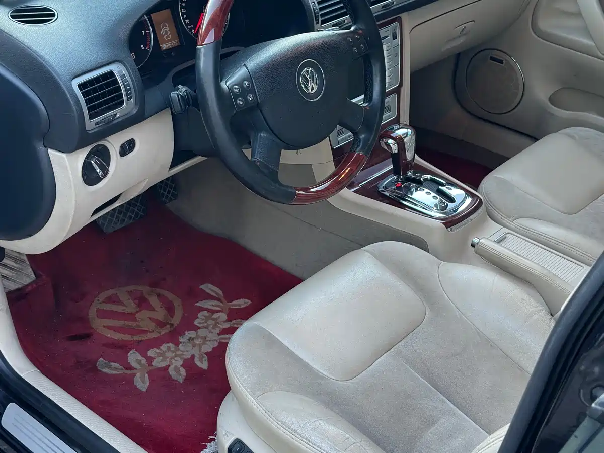 Volkswagen Passat 2010 2011 3.0L V6 DSG Flagship Premium