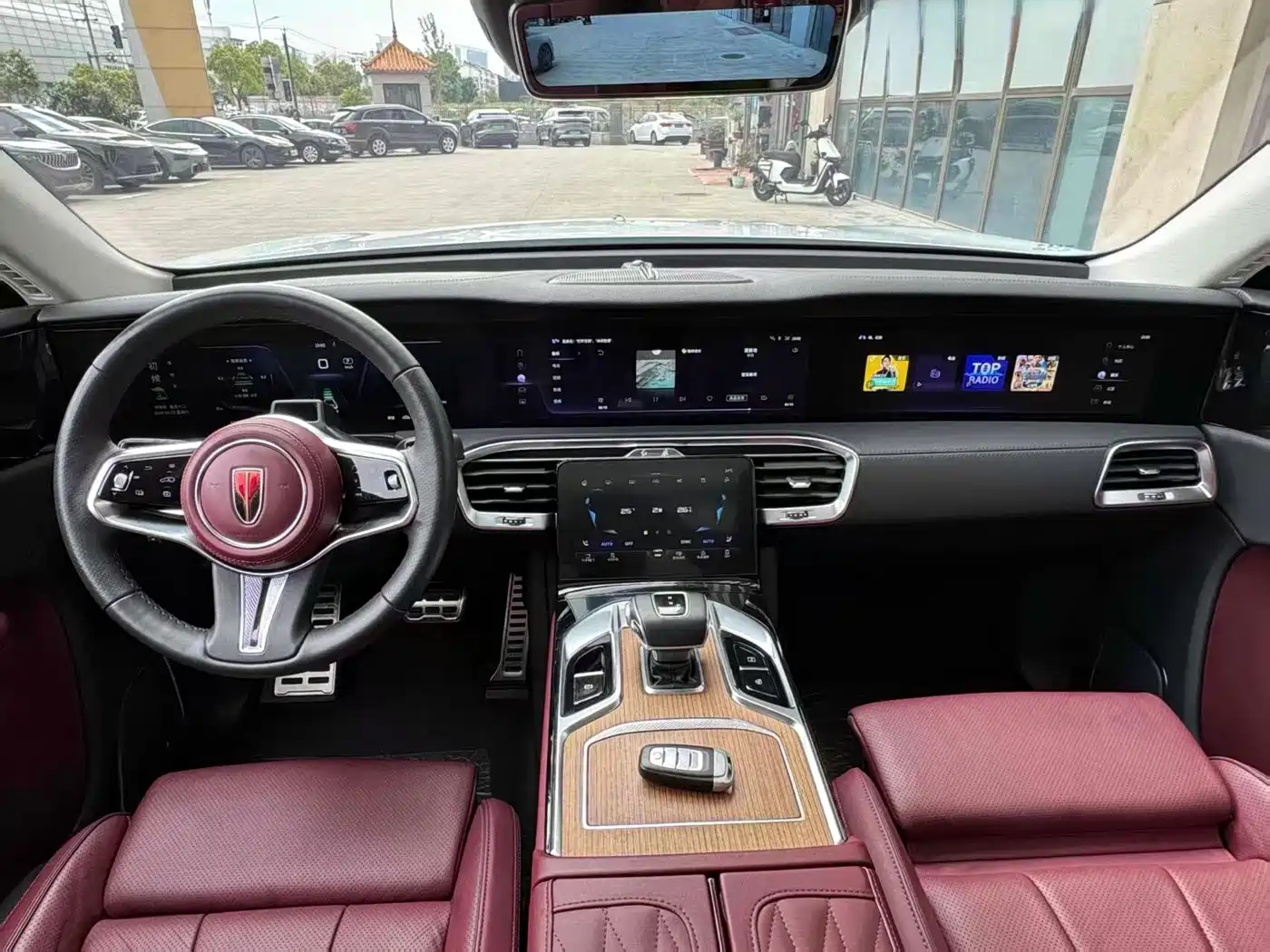 Hongqi E-HS9 2022 2022 660km Qi Chang Edition (6-seater)