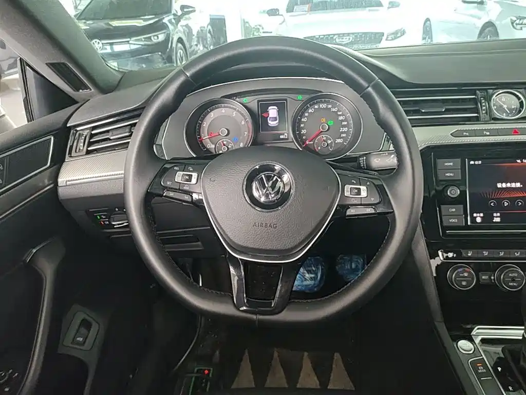 Volkswagen FAW-Volkswagen CC 2019 330TSI Charm Edition China VI фото 11