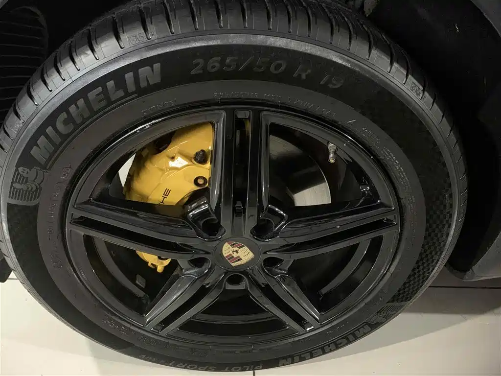 Porsche Cayenne 2016 Cayenne 3.0T фото 12