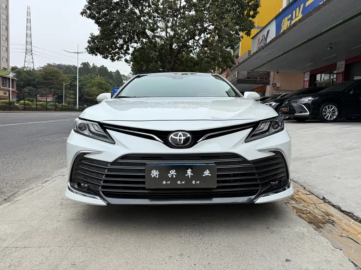 Toyota Camry 2021 2.0G Luxury Edition фото 2