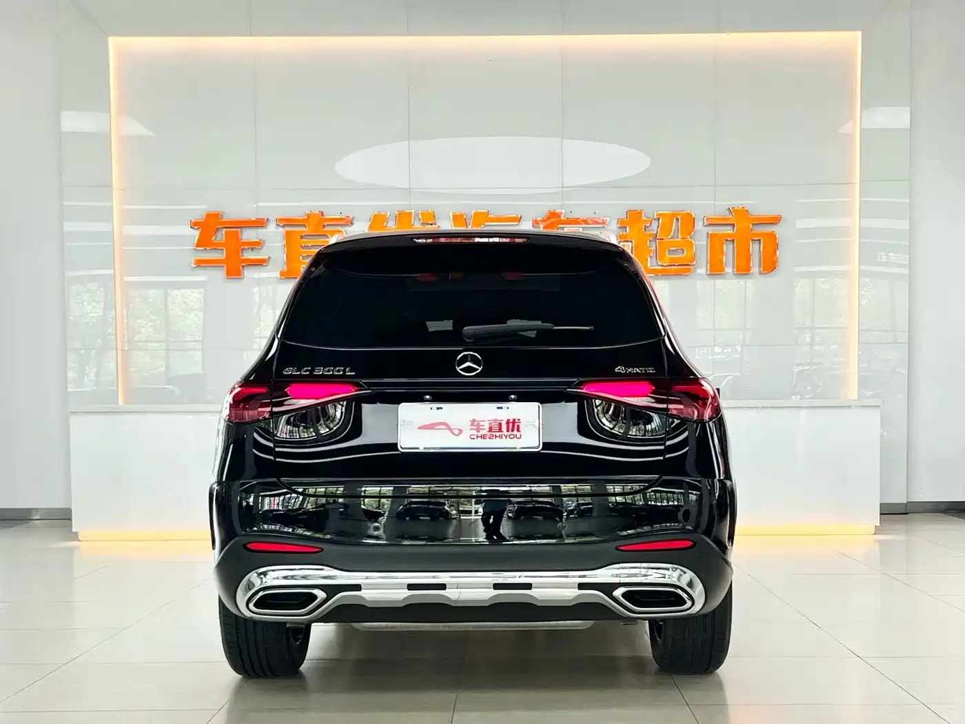 MERCEDES-BENZ GLC