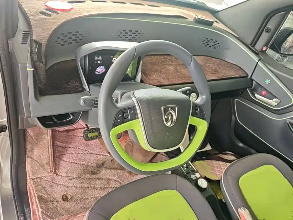 Baojun E100 2021 2020 305KM Intelligent Edition