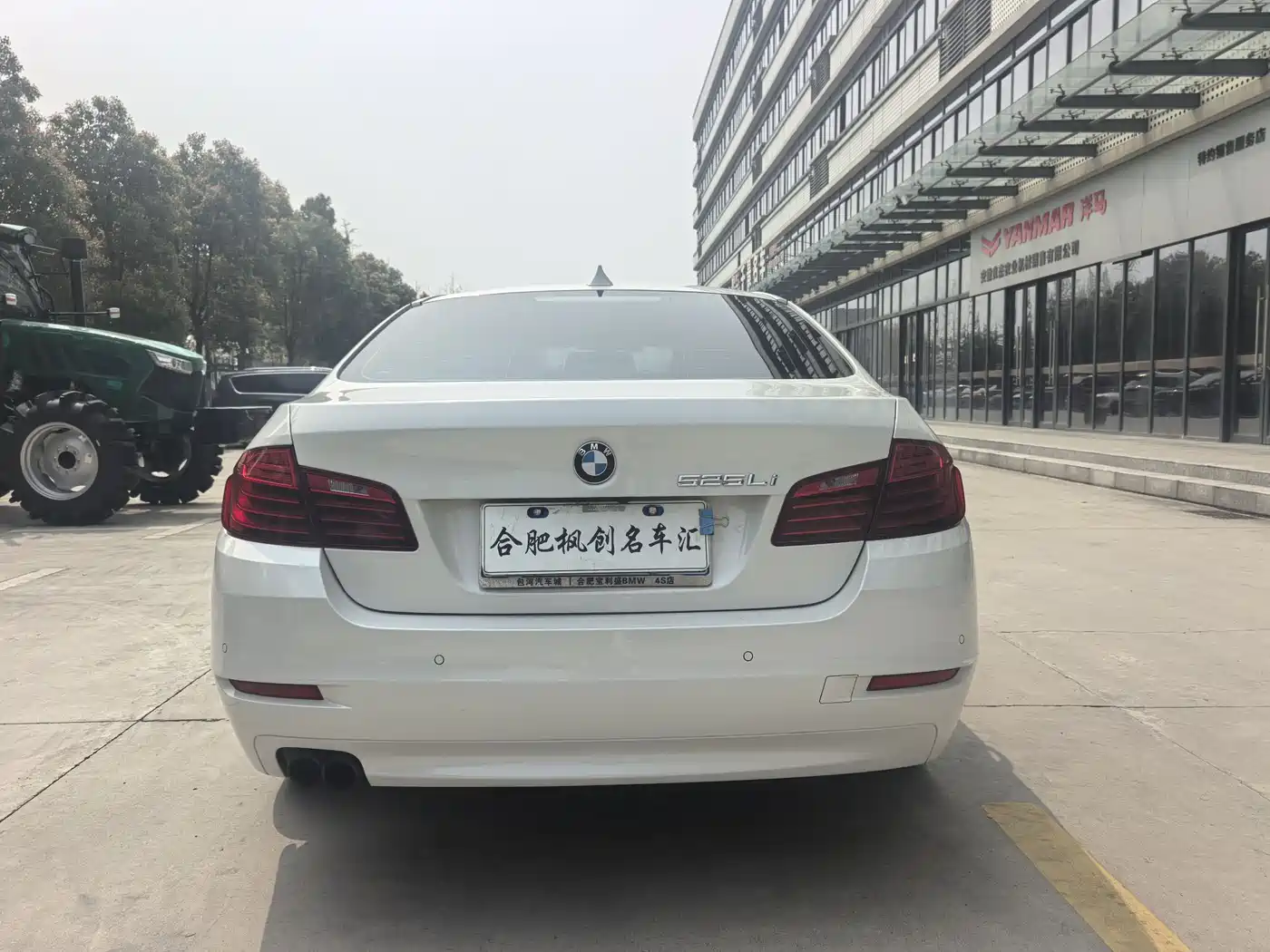 BMW 5 Series 2017 520Li Classic Edition фото 9