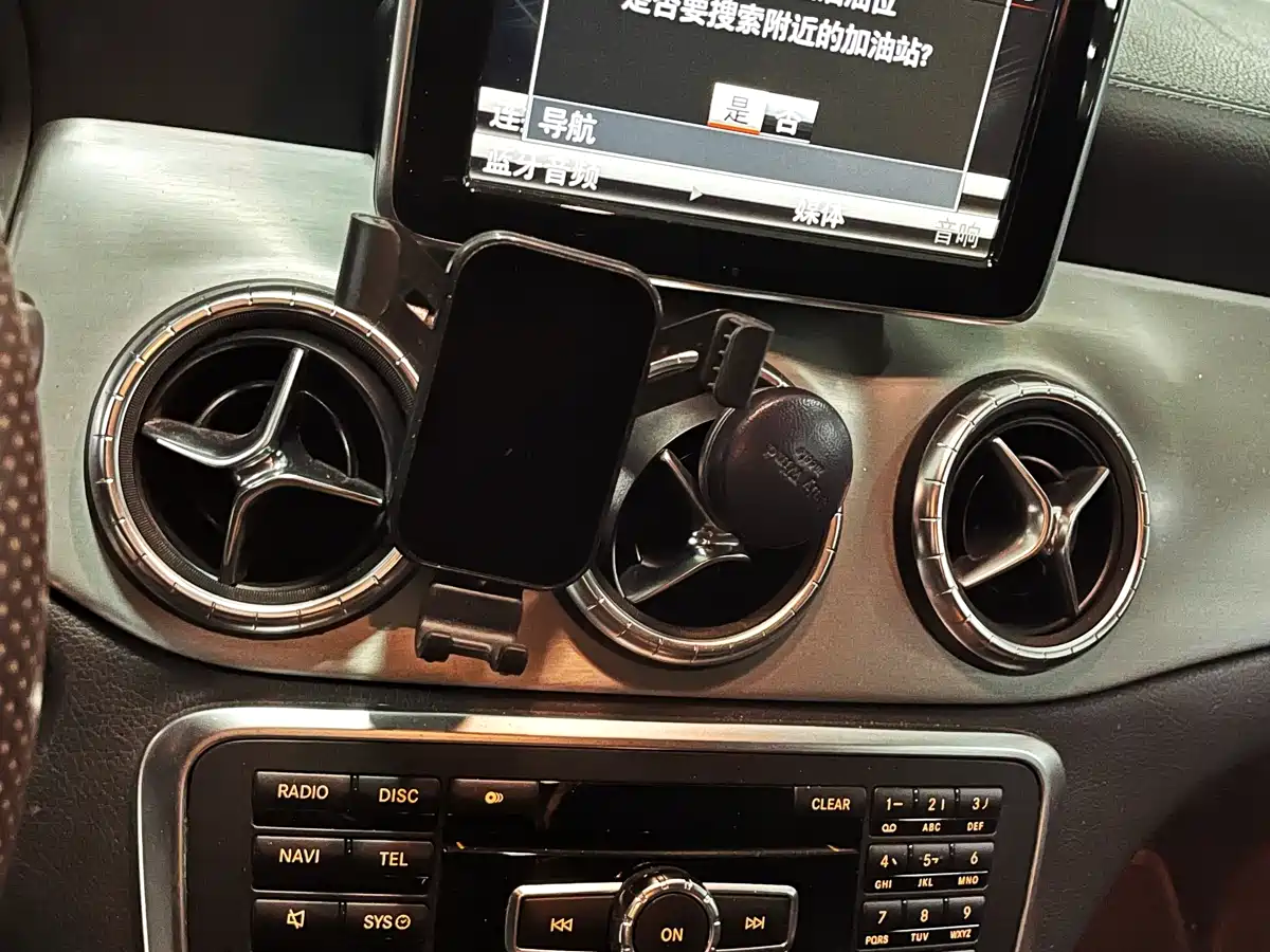 Mercedes-Benz CLA (Import) 2014 CLA 260 4MATIC фото 9
