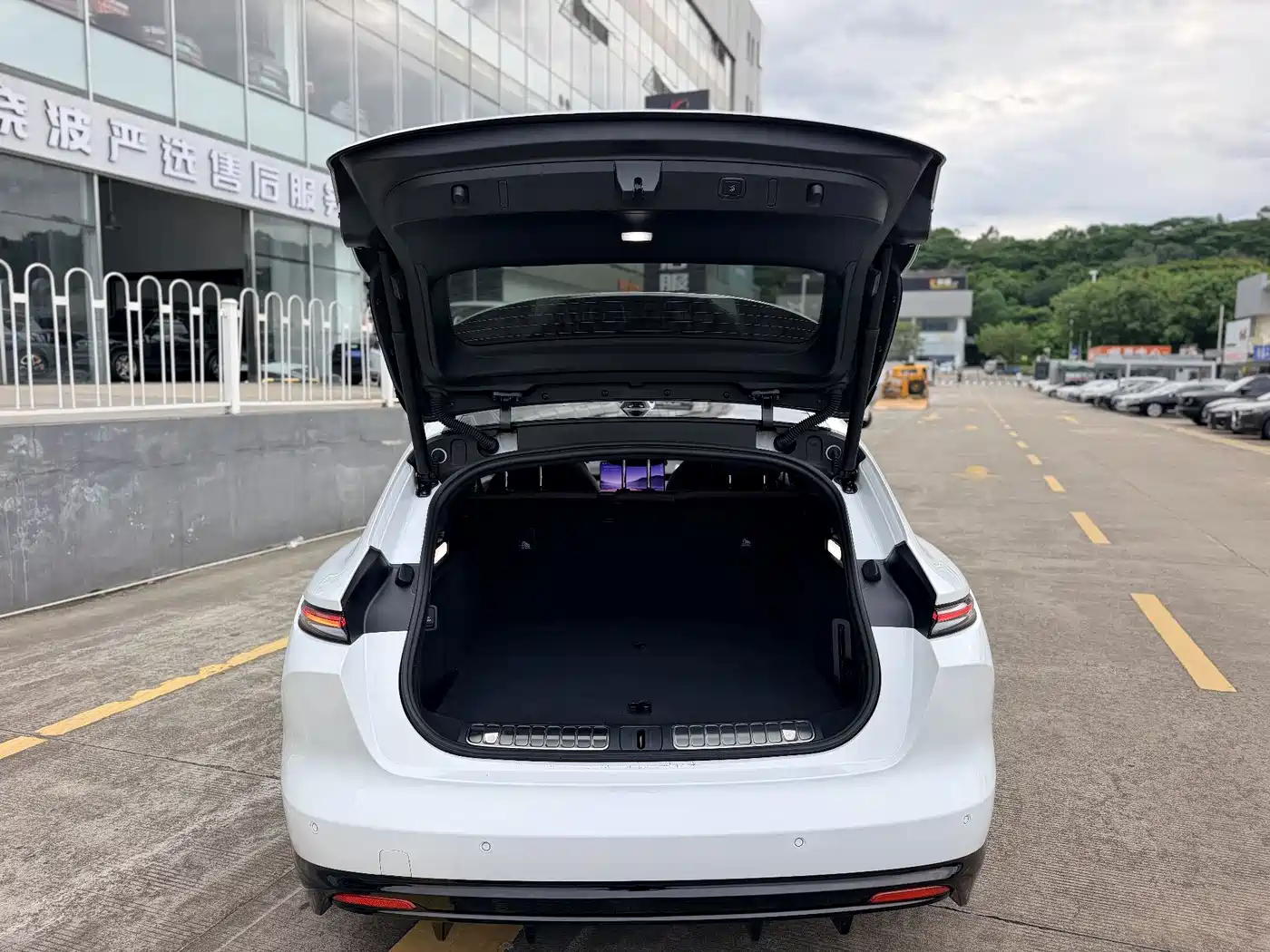 NIO ET5T 2026 2025 75kWh Touring