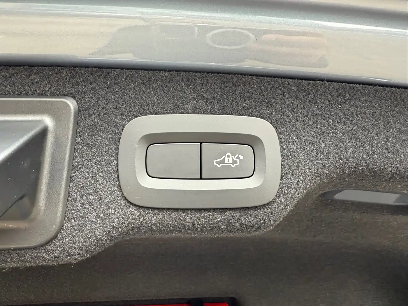 Фото 21 - Volvo S90