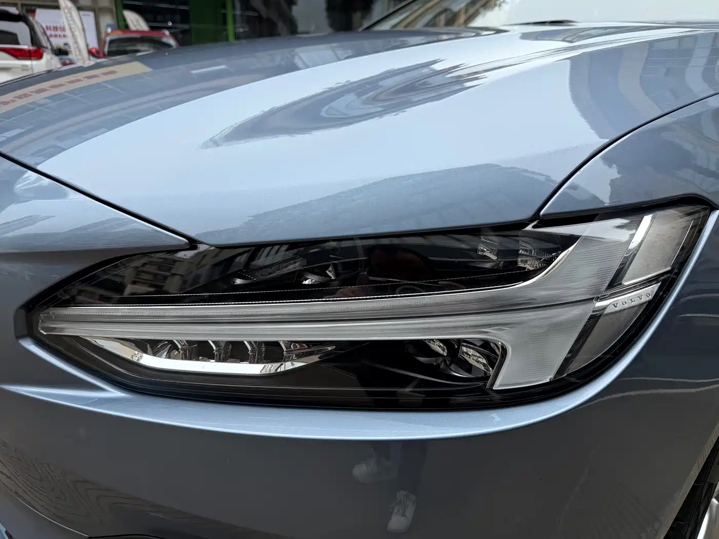Фото 32 - Volvo S90