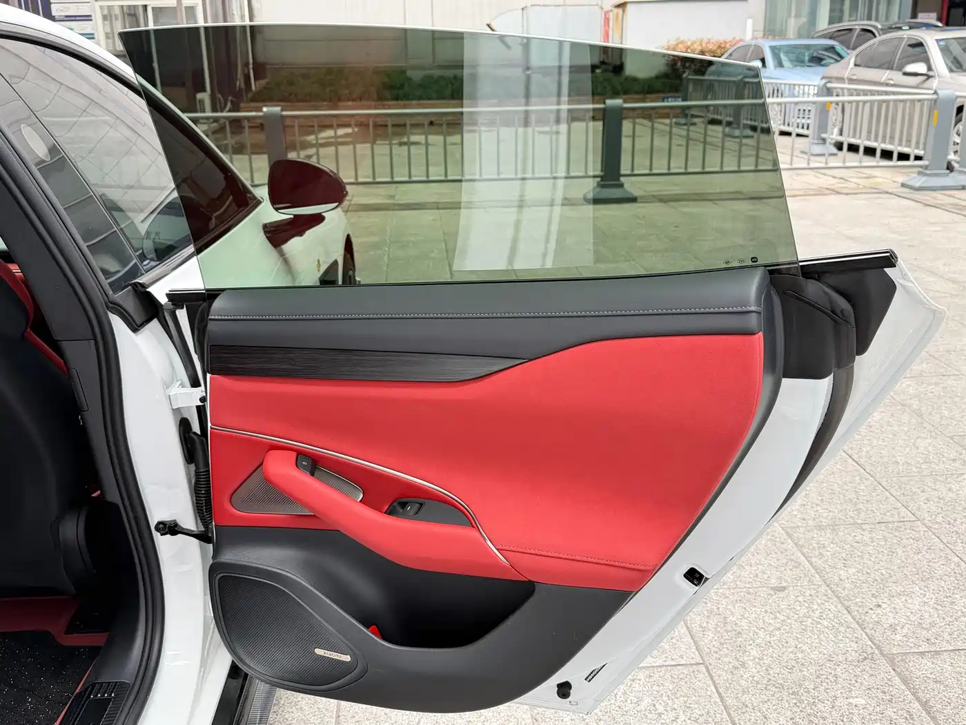 XIAOMI CAR XIAOMI SU7