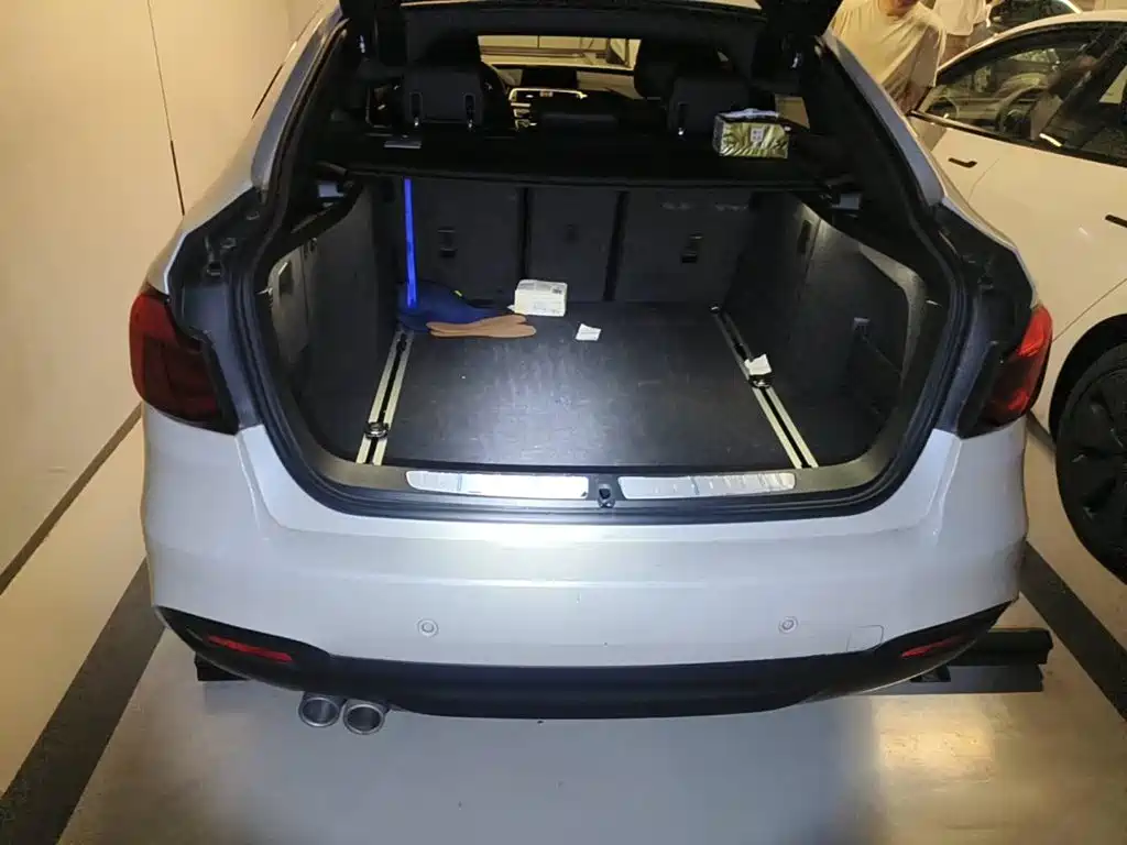 BMW 3 Series GT 2021 2020 320i M Sport Package