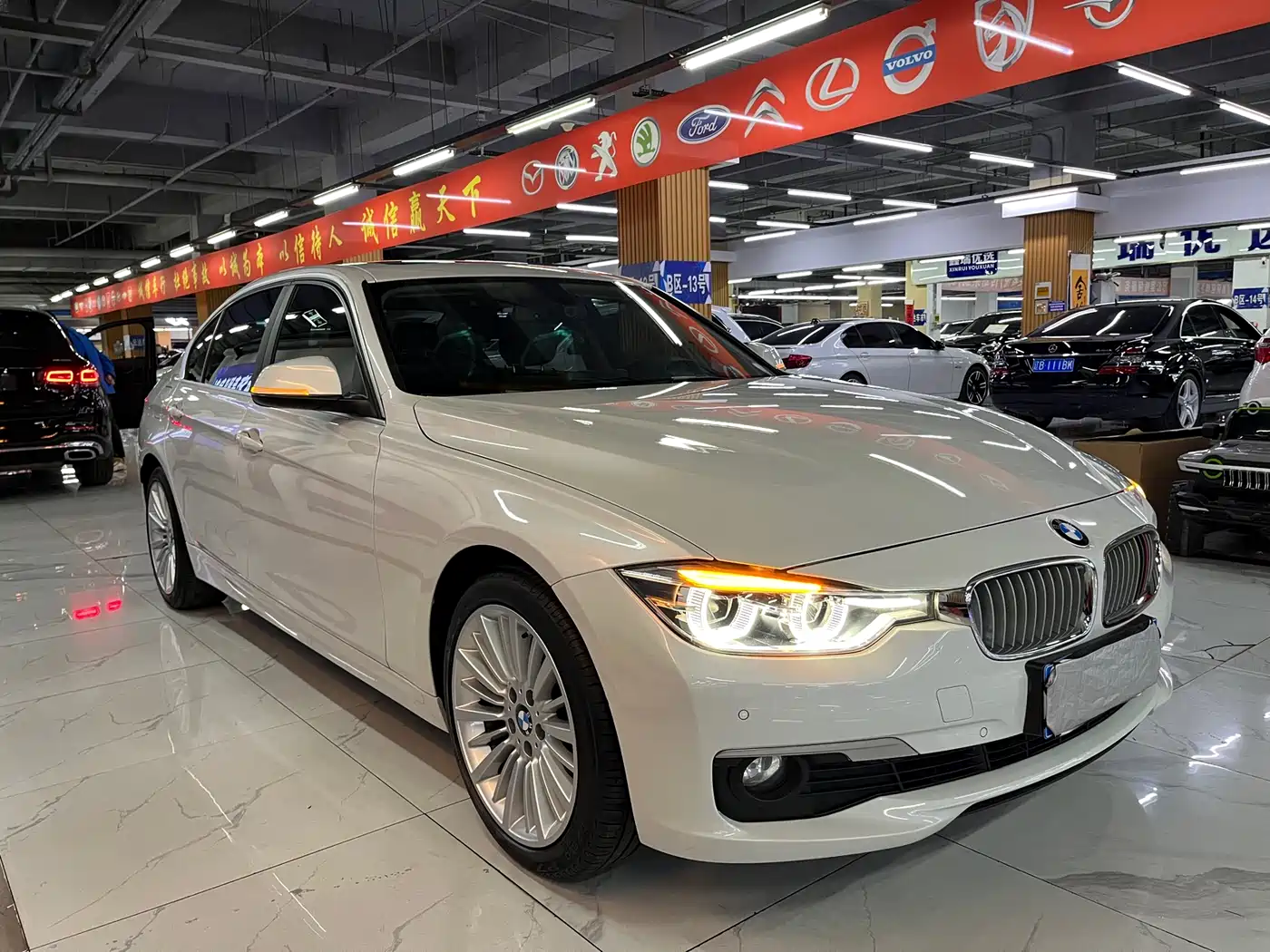 BMW 3 Series 2018 320Li Fashion Style фото 6
