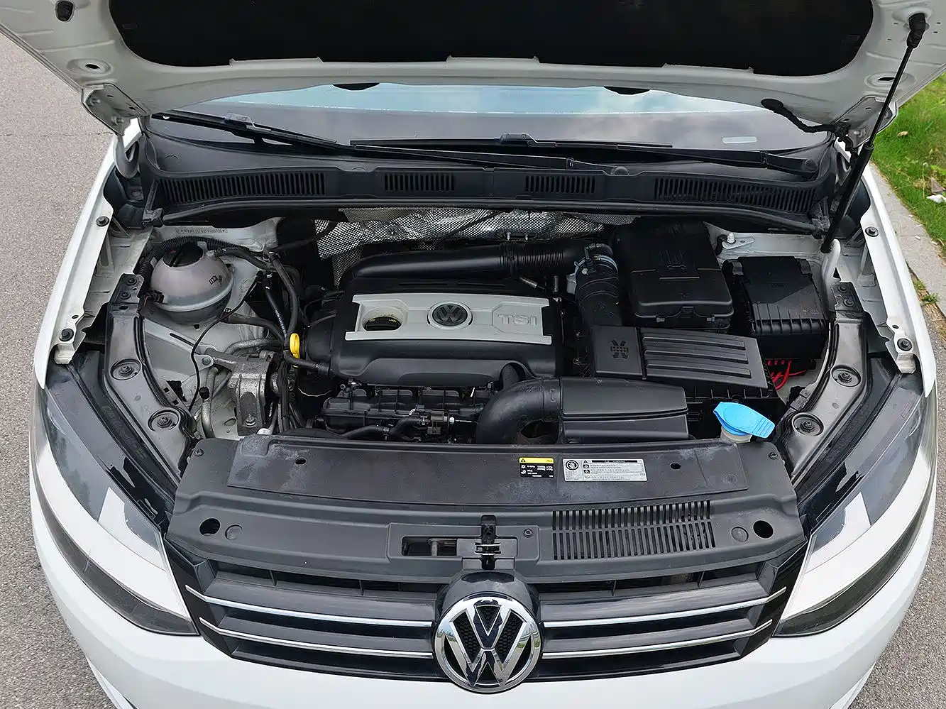 Volkswagen Sharan 2013 1.8TSI Comfort фото 9