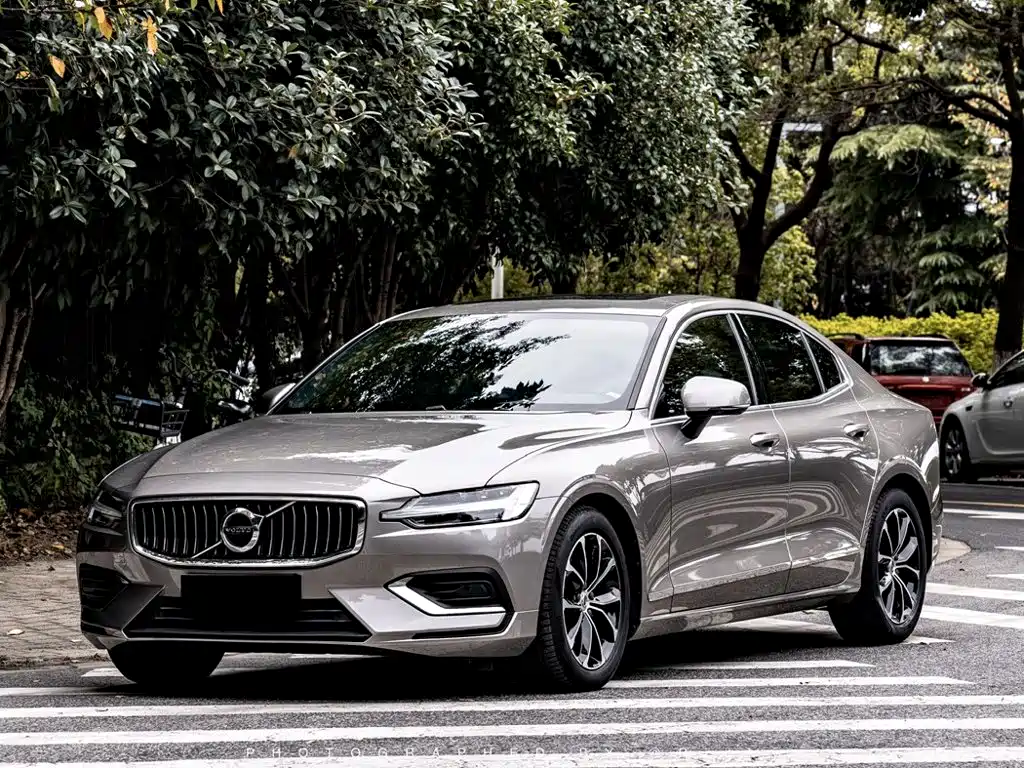 Volvo S60 2020 — пригон из Китая