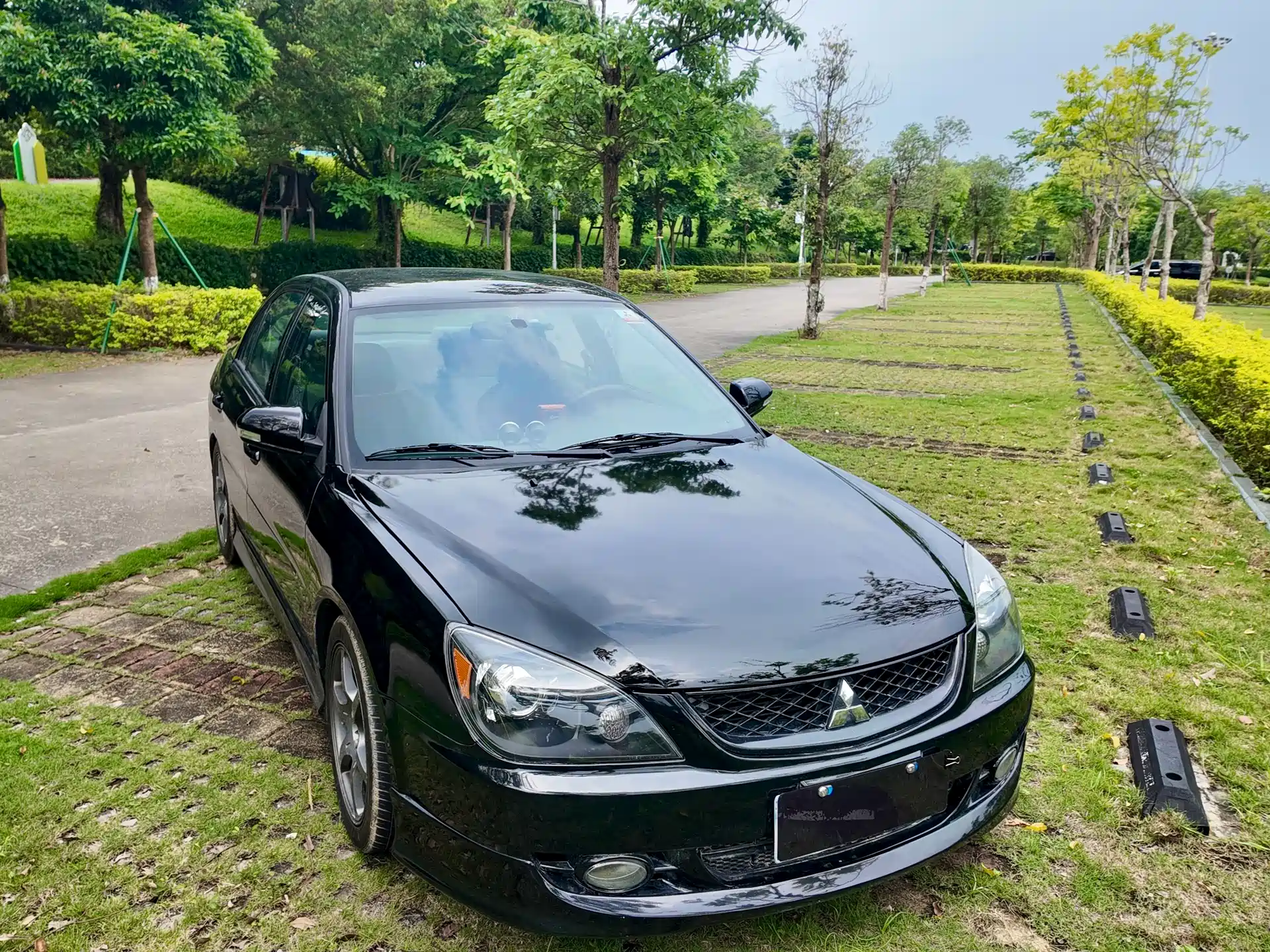 Фото 15 - Mitsubishi Lancer