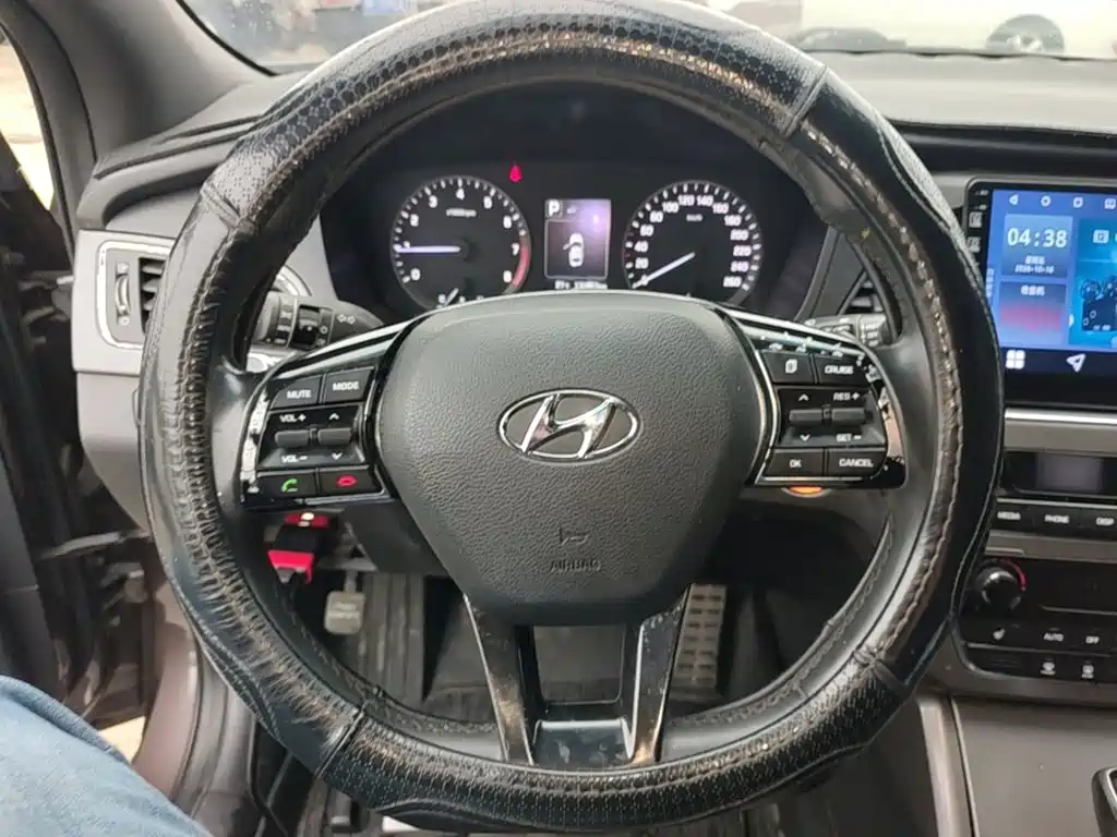 صورة 11 - Hyundai Sonata