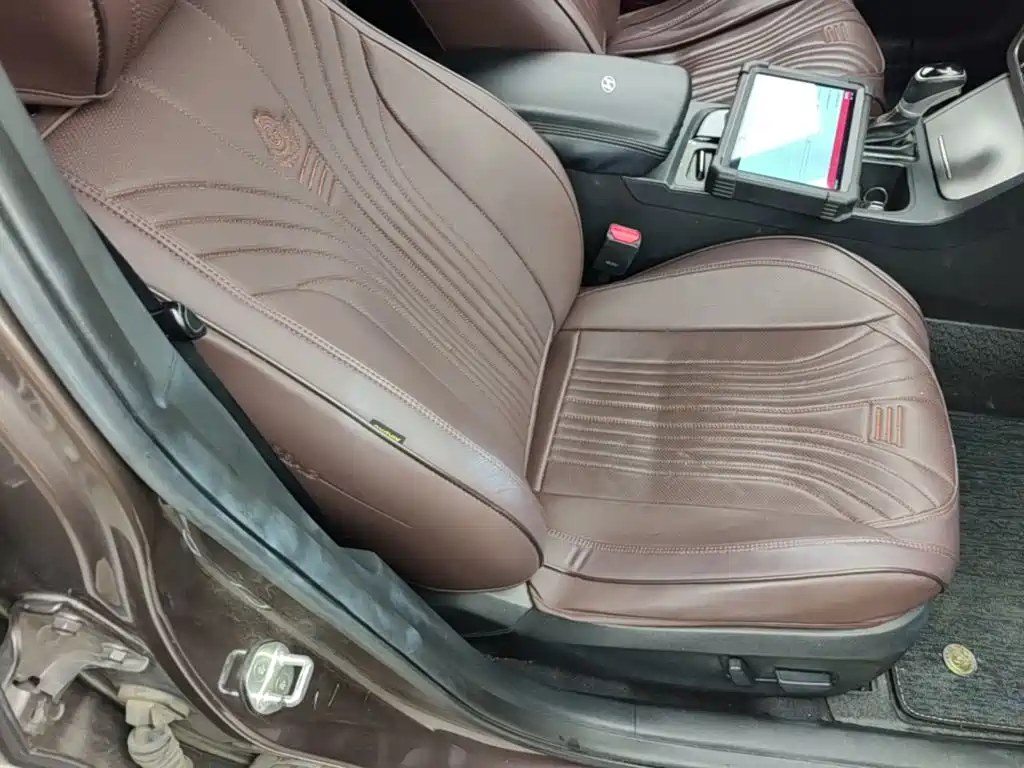 صورة 25 - Hyundai Sonata