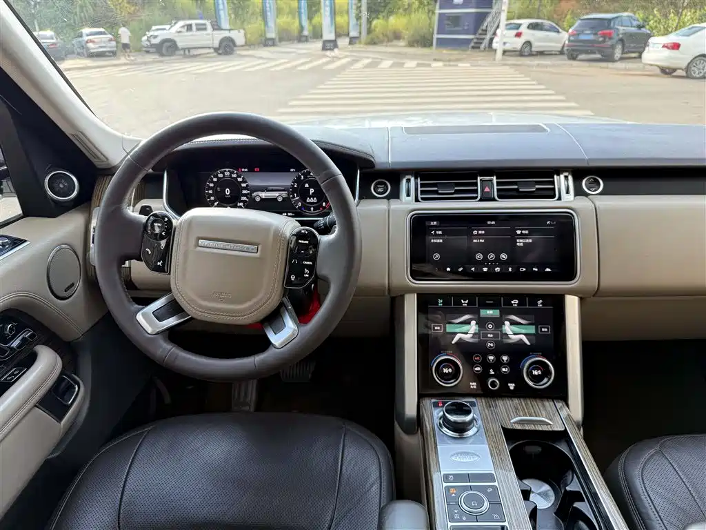 Land Rover Range Rover 2019 3.0 SC V6 Heritage Extended Edition фото 5