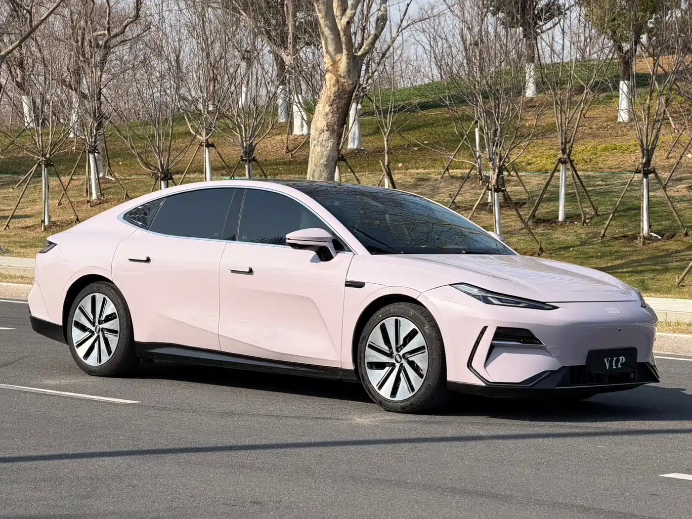 GEELY GALAXY GALAXY E8