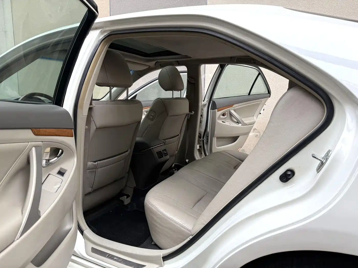 Toyota Camry 2010 200E Elite Edition фото 4
