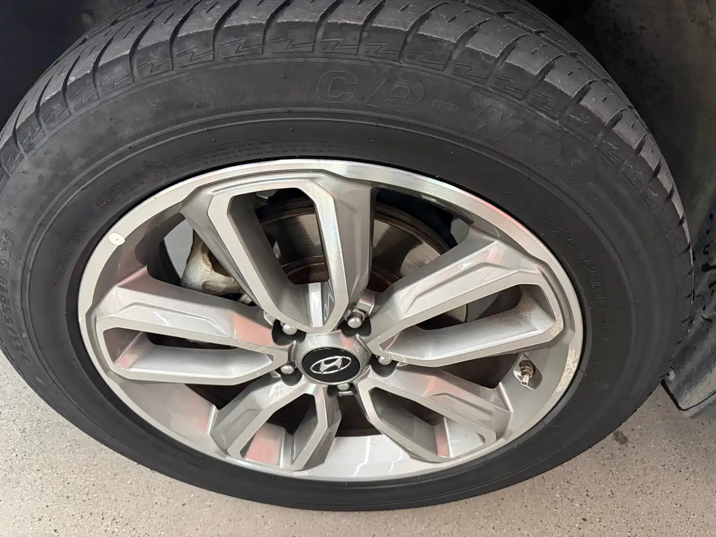 Hyundai Beijing Hyundai ix35 2018 2.0L Automatic 2WD Zhiyong·Enjoyment Edition фото 11