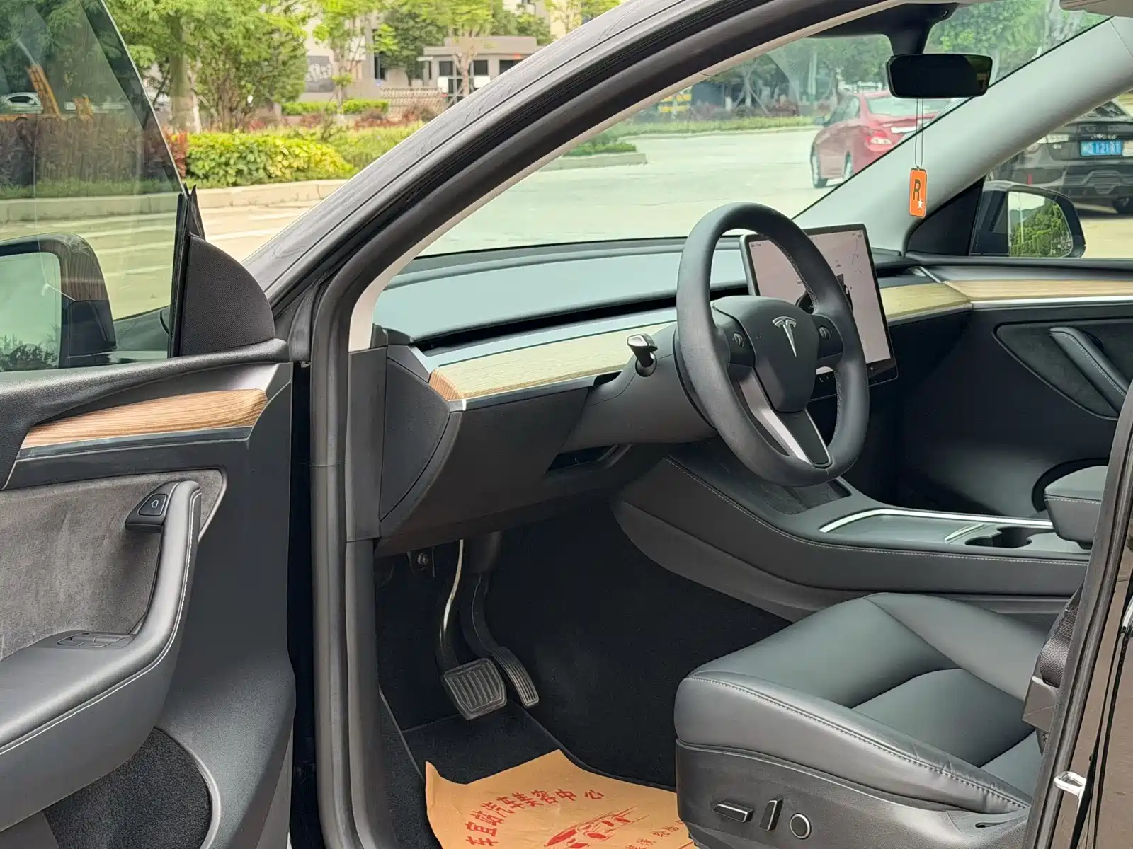 Фото 4 - Tesla Model Y