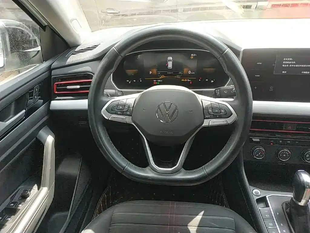 Фото 11 - Volkswagen Lavida