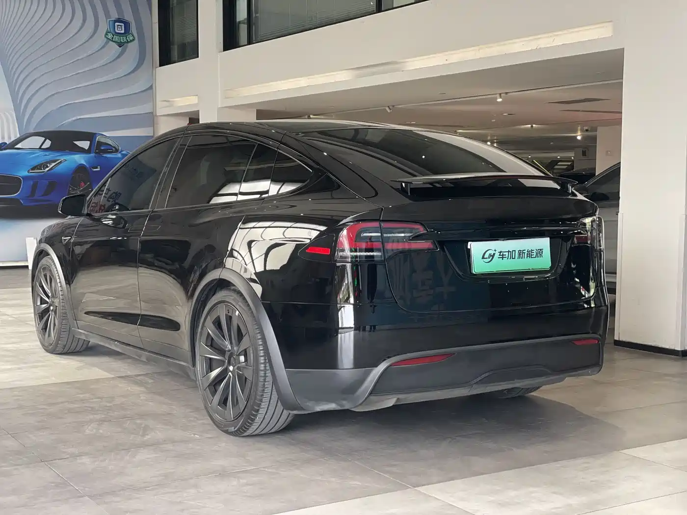 TESLA MODEL X