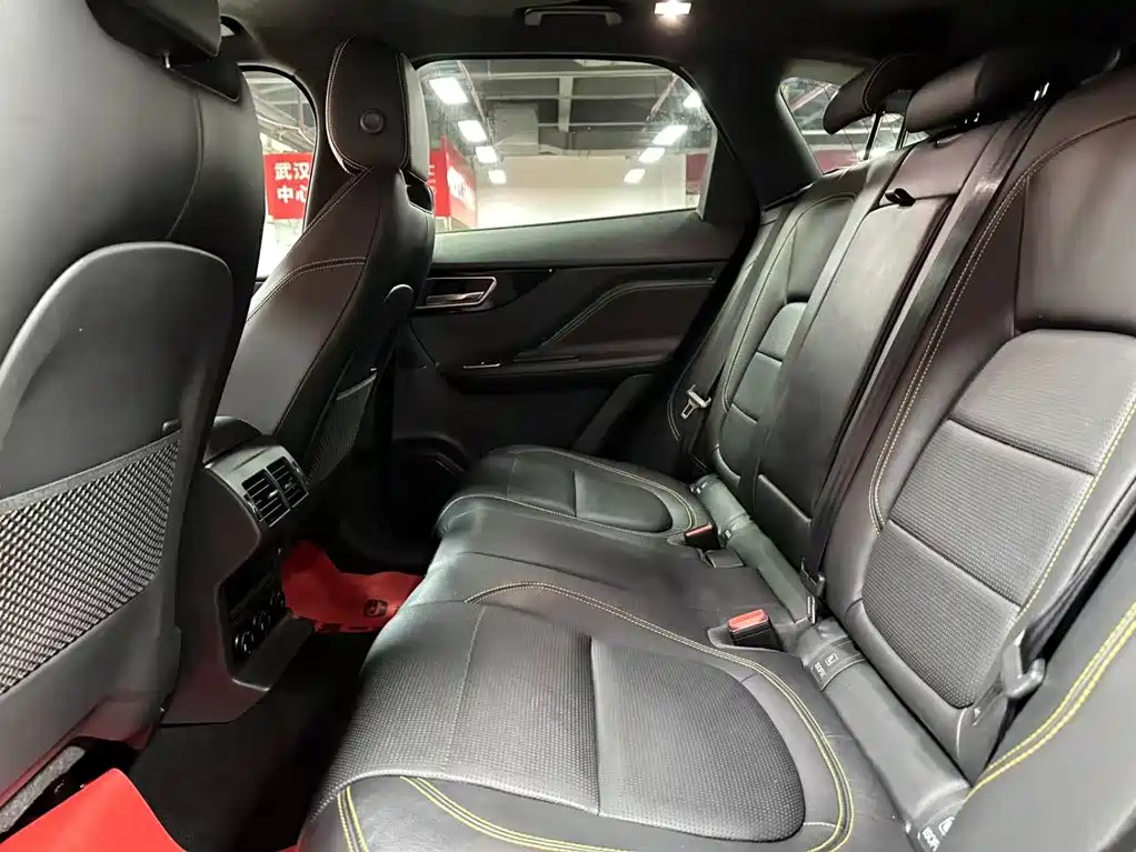 Jaguar F-PACE 2021 2020 300-Sport