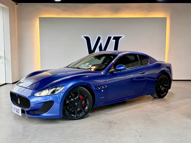  Maserati GranTurismo 2013 4.7L Sport Automatic