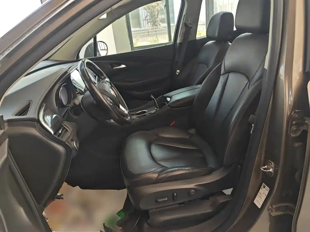 Фото 15 - Buick Envision Plus